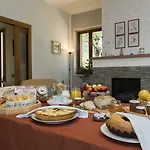Alojamento de Acomodação e Pequeno-almoço Albachiara Ogliastro Cilento