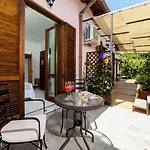 Albachiara Alojamento de Acomodação e Pequeno-almoço 4*