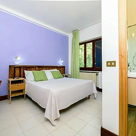 Albachiara 4*