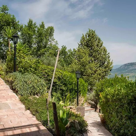 Albachiara 4*